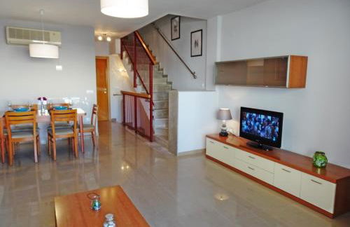 SAN FERNANDO PALACE III - Beach House - Photo 8