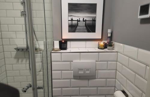 Moderne Wohnung mit Seeblick - Photo 24