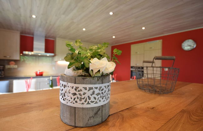 Serene Garden Retreat - Photo 37