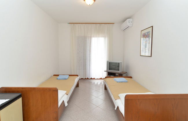 Apartment Josip 828 - Photo 30