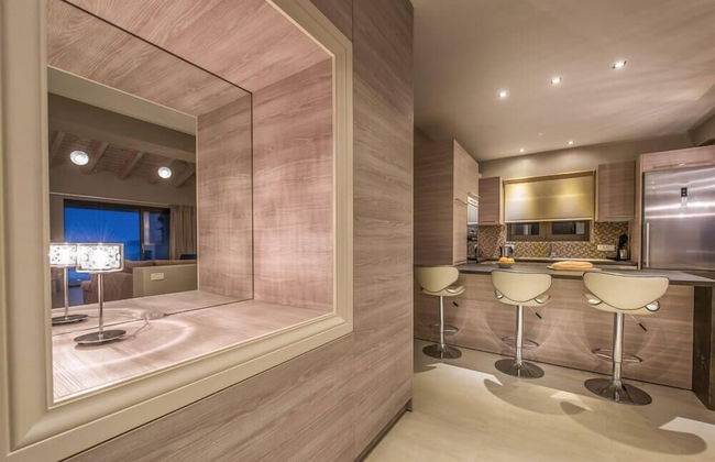 Avra Luxury Villa - Photo 12