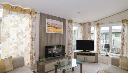 Gwydn Lodge - Photo 2