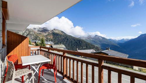 Appartement chaleureux avec balcon et parking privé - FR-1-690-26 - Foto 5