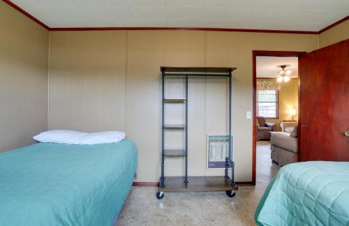 Bring Your Boat! Greers Ferry Lake Home with Slip - Foto 13