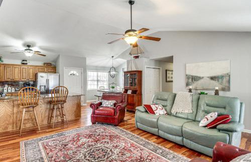 Anglers Dream Lake Guntersville Escape with Views! - Foto 10