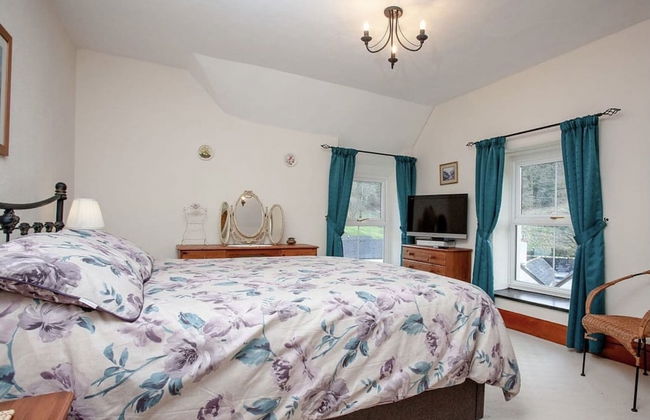 Beautiful 1-bed House, Exmoor Nr Lynton & Lynmouth - Photo 2