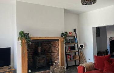 Stylish 3 Bed Home Near Newcastle & Sunderland Free Parking Sleeps 6 - Foto 3