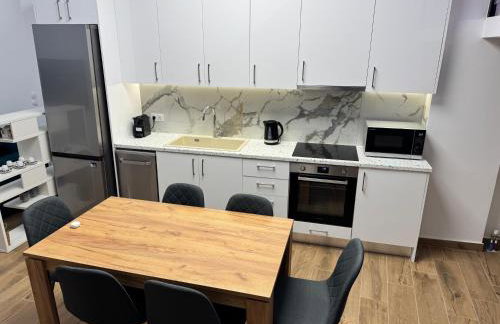 Modern Athens Suite - 160m from Metro - 3min Piraeus Port - 6 Guests - Foto 71