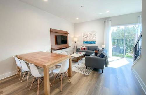 BRAND NEW 3 bedroom near DISNEY / Wi-Fi / Parking - Foto 12