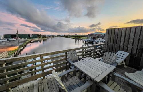 Offshore Paradise Steps from the Gulf - Foto 17