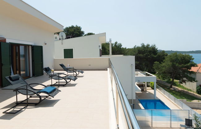 Exclusive Villa Jasmin - Photo 15