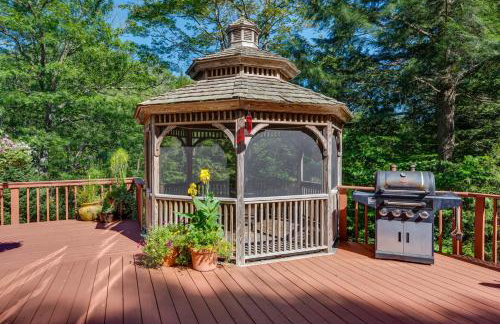 Charming Thornton Escape with Sauna and Gazebo! - Foto 32