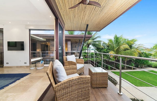 Beachfront Villa - Sunsets and Daily Maid Service - Photo 29