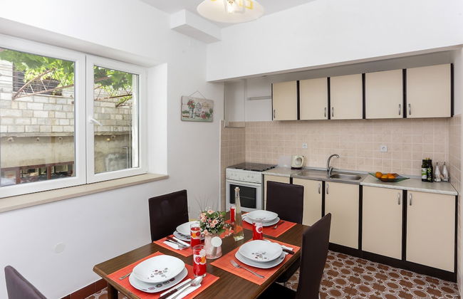 Apartments Sisic - Photo 10