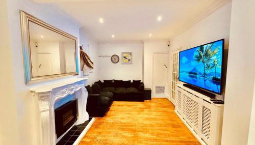 4-Bed Oasis Quiet Culde sac - Foto 4