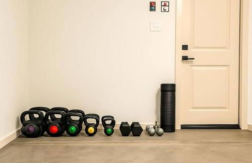 Luxury Home: Mins to NRG, Hobby Airport & Midtown - Foto 18