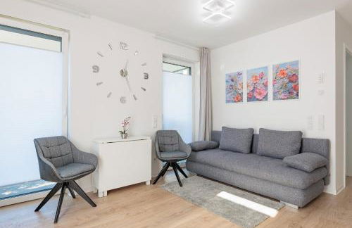 Modernes Apartment mit Terrasse & Garten, Parkplatz & 24h Self-Check-in - Foto 9