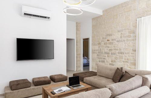 Mandana Villa - With Heated Pool & Jacuzzi - Foto 28