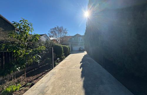Stunning Oasis Retreat Pool Hot Tub SF Bay - Photo 44