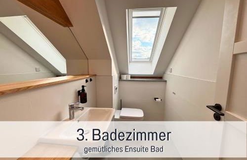 Landloft Linum - Ausgebaute Scheune mit Aussicht, Naturpool, Kamin, Sauna, Luxusausbau, handverlesene MidCentury Möbel & Kunst - Photo 40