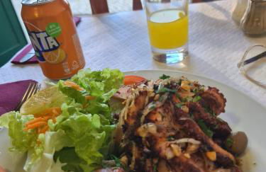 Stunning Villa with Pool & View near beach - Photo 65