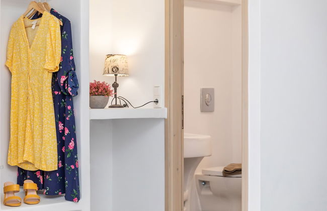 Depis Luxury Suites - Photo 23