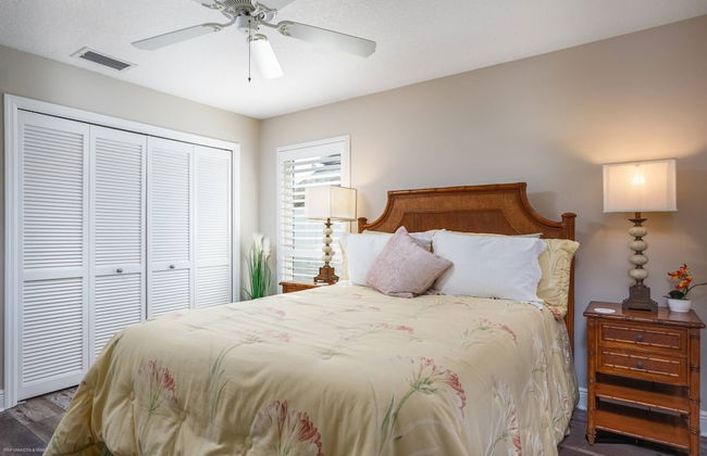 Nokomis Pool Home on the Canal - Foto 7