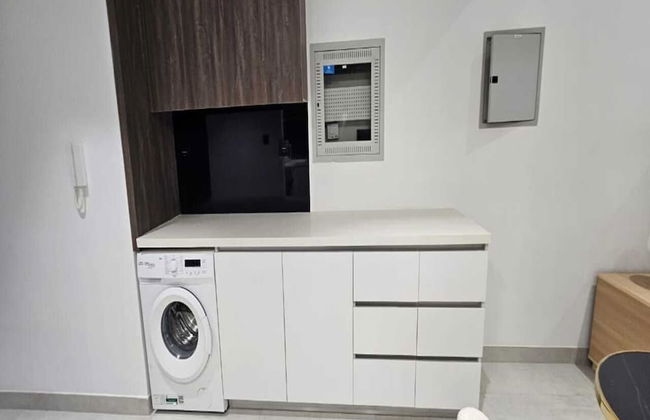 Luxury Studio in Jumeirah Village Circle - Photo 51