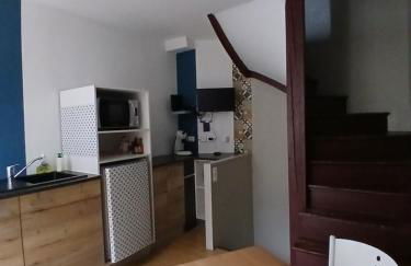 Maisonnette atypique du centre ville - Foto 24