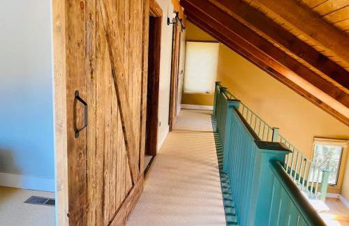 Sequoia Cabin by the River - Photo 18