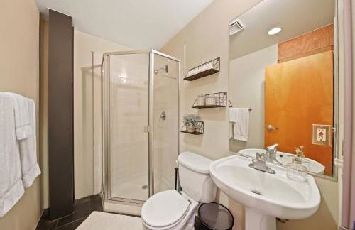 New York Style Penthouse in the Heart of the City - Photo 46