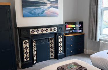 Sparkling Space - Twin or King Beds - Photo 29