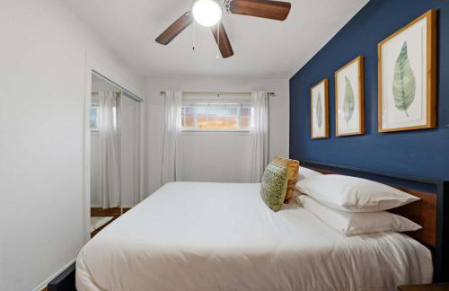 4BR Family Retreat with Hot Tub Games & Fire Pit - Foto 40