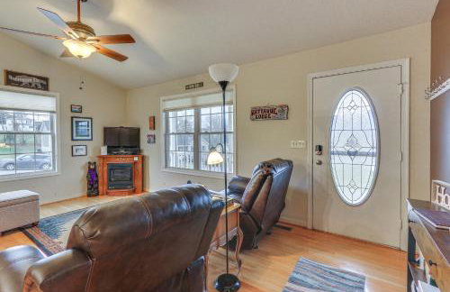 Charming Shenandoah Retreat with Deck! - Foto 6