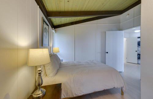 Serene Irish Beach Home with Panoramic Ocean Views! - Foto 18