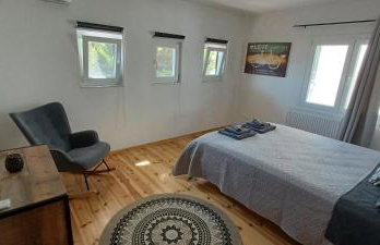 Seaview Luxury Apartment with private parking - Photo 19