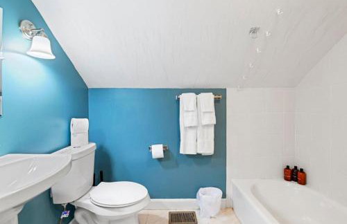 Near University & Dining- Garden District Dwelling - Foto 19