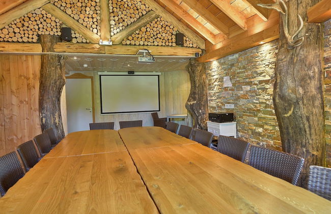 Luxurious Holiday Home in Stoumont With Pool & Bar - Foto 24