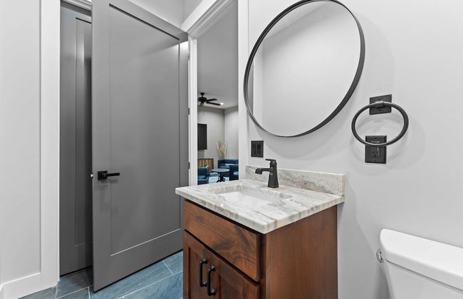 Blue Heron & Gray Fox by Avantstay 2 Lakefront Homes, Sleeps 44 Pool, Dock, Theater - Foto 74