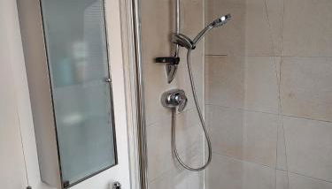 Wentworth Drive Contractor and family 3 bed Home Grantham with parking - Foto 4