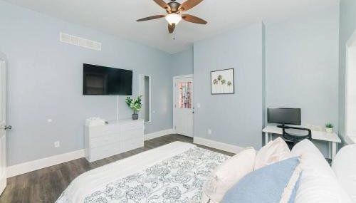 Walkable and Spacious Apt - Parking -- GroupStay - Foto 5