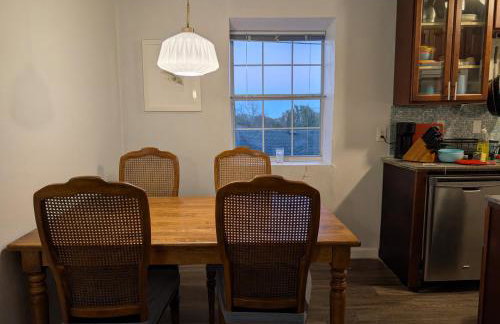 200 Southside Fort Worth 2BR with King Bed & Bunk - Foto 3