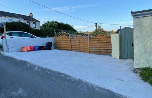 Buttercup Cottage, located in the gateway to Eden! - Photo 31