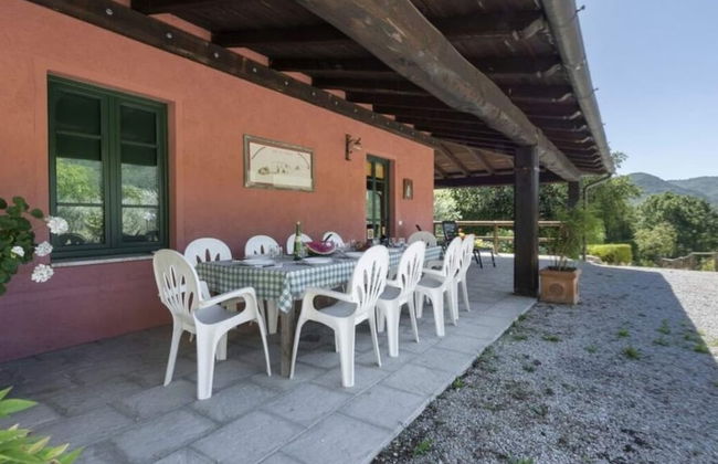 Villa Popiglio Comfortable Holiday Residence - Photo 32