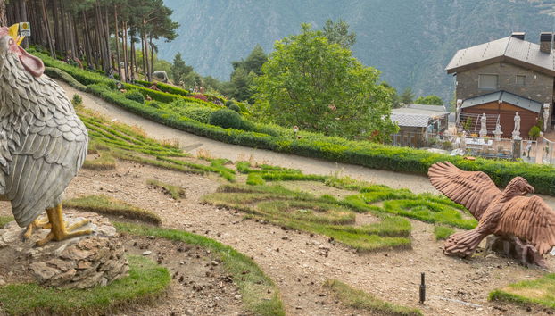 Tour por San Julián de Loria