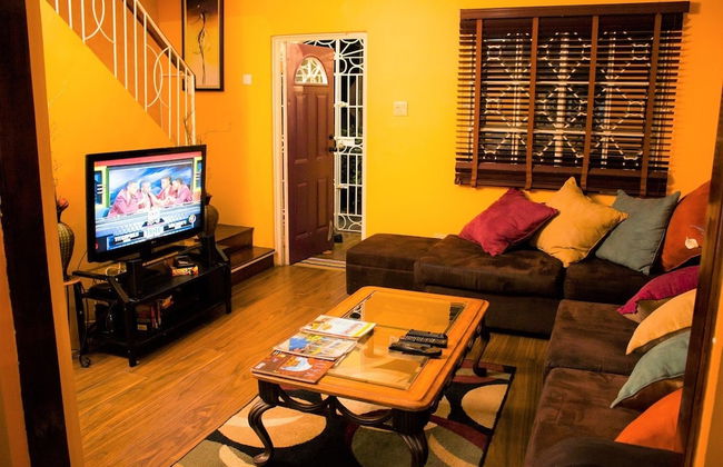 New Kingston Guest Apt at The Stadium - Foto 7