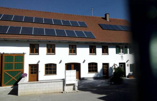 Andermichlhof (3)Ferienwohnung Groß Landsberger Strasse 8 - Foto 1