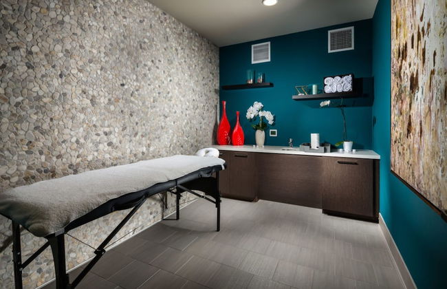 Resort Style Suites in Downtown LA - Foto 45