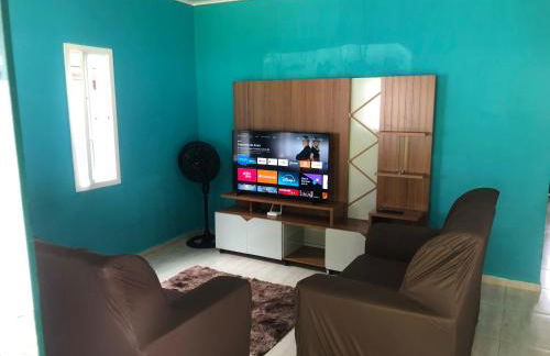 Casa Ampla e Confortável a 10 minutos Praia Ubatumirim Cambuca - Foto 2