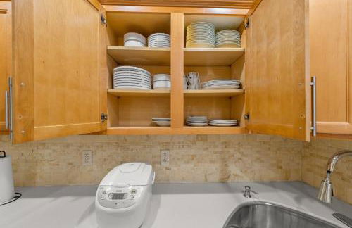 5MIN walk NYC Train Massage Chair Sleeps 12Plus - Foto 24